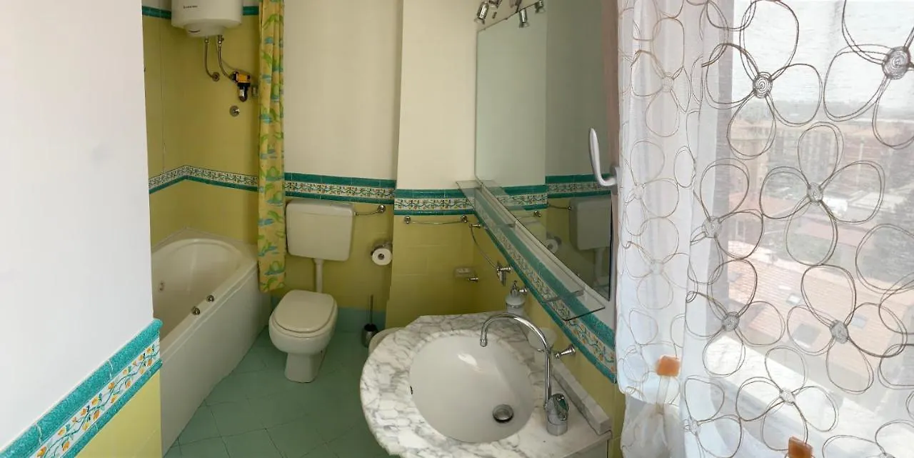Apartment Attico Mansardato Affacciato Sul Cuore Di Brescia